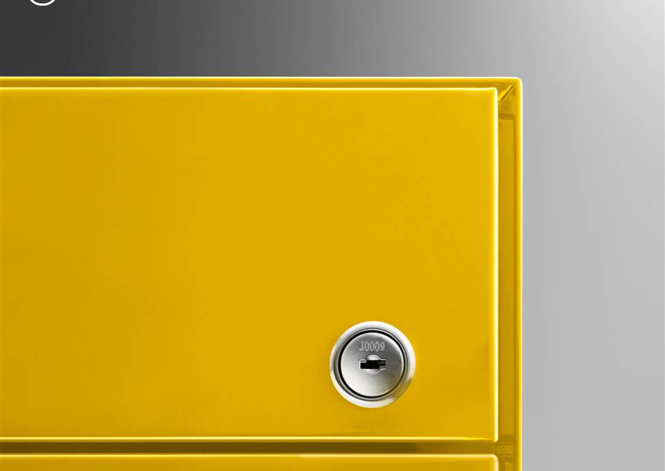 Tidy and personalized drawers with smart "Mia Ped"