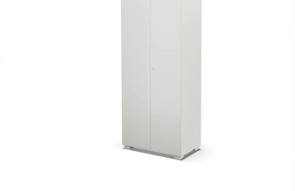 Hinged door cabinet 